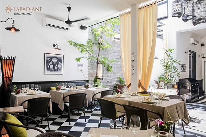 nhà hàng la badiane hanoi số 10 nam ngư 6