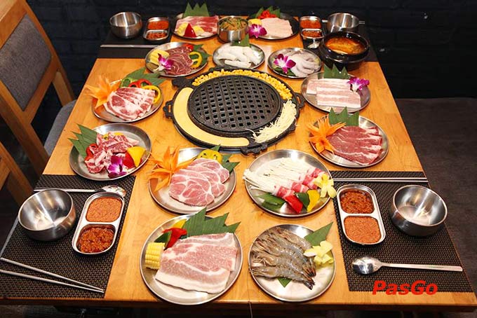 nhà hàng bbq plus times city11