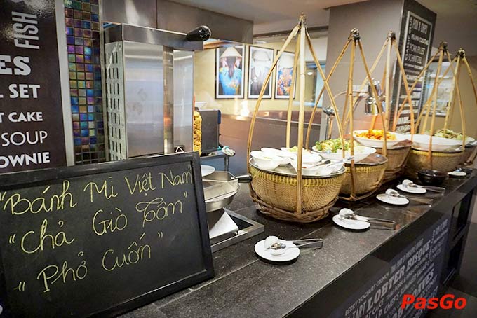 Cafe Saigon – Eastin Grand Hotel -5