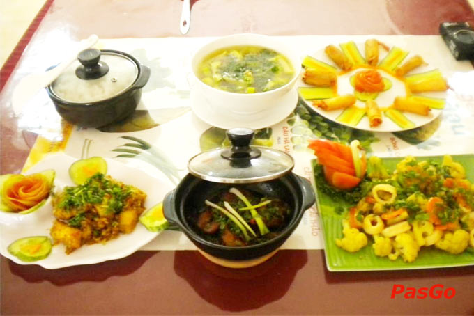 nhà hàng Cyclo Resto Cách Mạng Tháng 815
