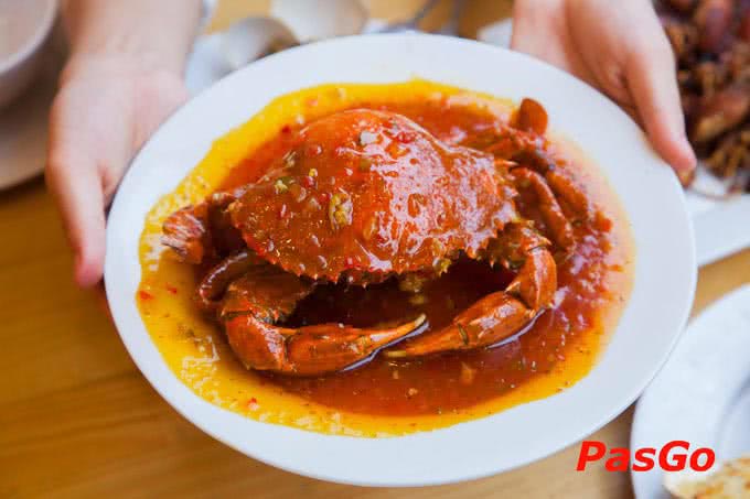 Hải sản tomato 82 Lê Văn Hưu  13