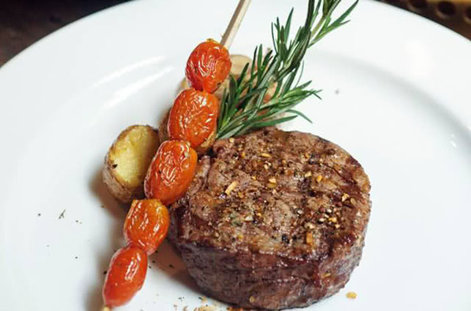 moo beef steak nguyễn thị định 3