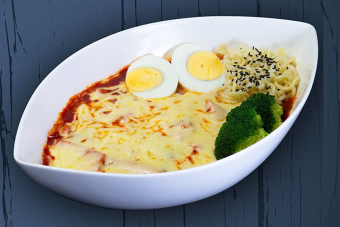 Moon’s Kitchen - Hoa Mai -8