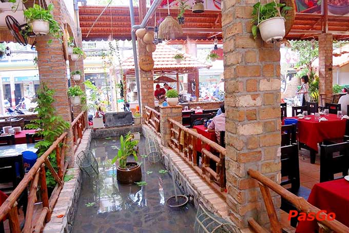 nhà hàng Quê Nhà Phạm Văn Hai5