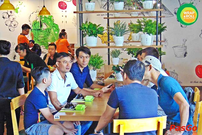 wrap and roll cao thang mall4