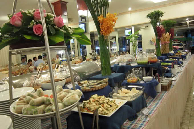 Buffet Victory - Võ Văn Tần