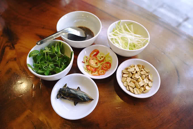 nhà hàng chả cá thăng long đường thành 1