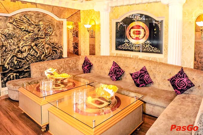 Karaoke Kingdom - Phạm Viết Chánh -4
