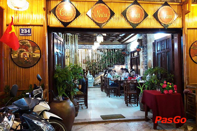 Cơm Niêu Việt Nam – Cộng Hòa-17