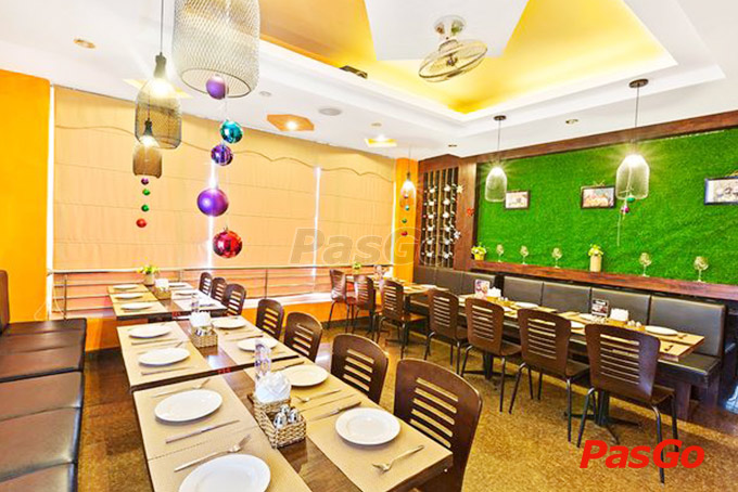 Family Steak House - Văn Cao-14
