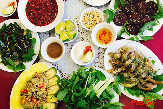 nhà hàng ẩm thực và âm nhạc hoàng tống phạm hùng - 1