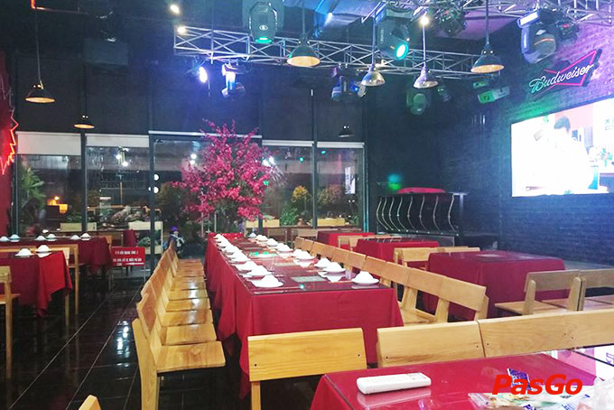 nhà hàng ẩm thực và âm nhạc hoàng tống phạm hùng - 15