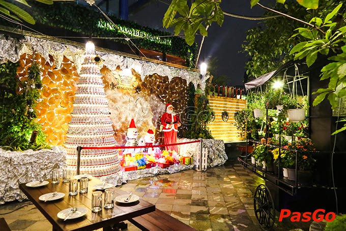 Kingdom Beer Garden Quận 1 - 13