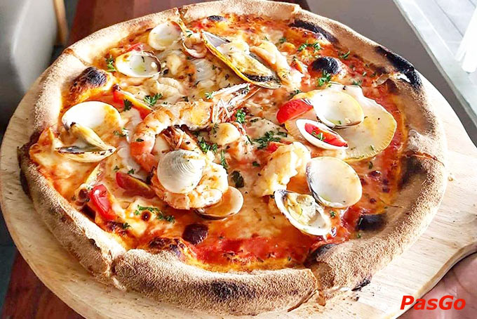 Mamma Mia - Italian Restaurant -13
