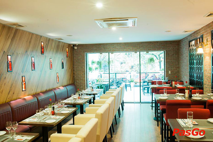 nhà hàng mapa wine bar and grill restaurant trung hòa -17