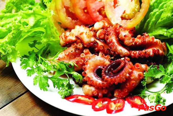 Rạng Đông - Cách Mạng Tháng 8-3
