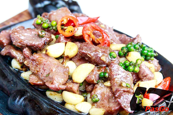 nhà hàng vạn phúc hà đông-2