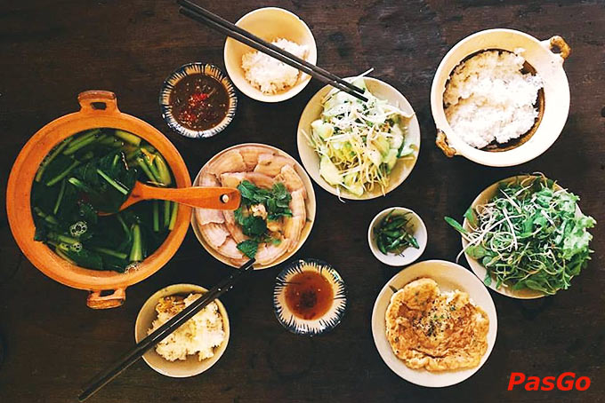 Tiệm Cơm Cafe Hoa Giấy - Huỳnh Tịnh Của-1
