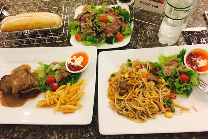 Top 10 địa điểm ăn uống ngon, nổi tiếng nhất ở Quận 11 - 3