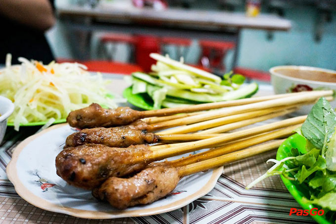 Top 10 quán ăn đặc sản Đà Nẵng ngon rẻ, nên thử một lần trong đời - 6