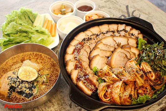 Top 10 qu&aacute;n ăn ngon, nổi tiếng nhất ở đường Hải Ph&ograve;ng Đ&agrave; Nẵng - 5