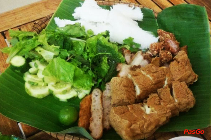 Top 10 qu&aacute;n ăn ngon, nổi tiếng nhất ở đường Hải Ph&ograve;ng Đ&agrave; Nẵng - 7