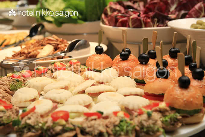 nhà hàng buffet la brasserie 
