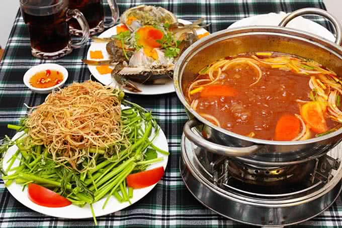Lẩu Cua Đất Mũi Trần Hưng Đạo món ăn 4
