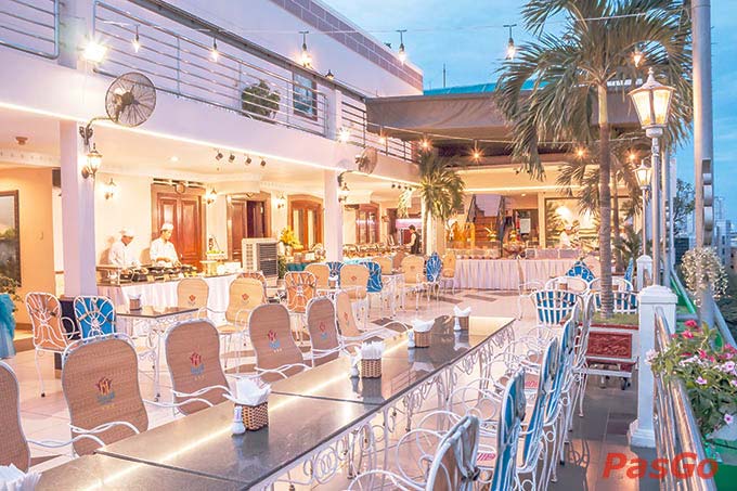 Top 10 nhà hàng buffet tối ngon, nổi tiếng nhất ở TpHCM1
