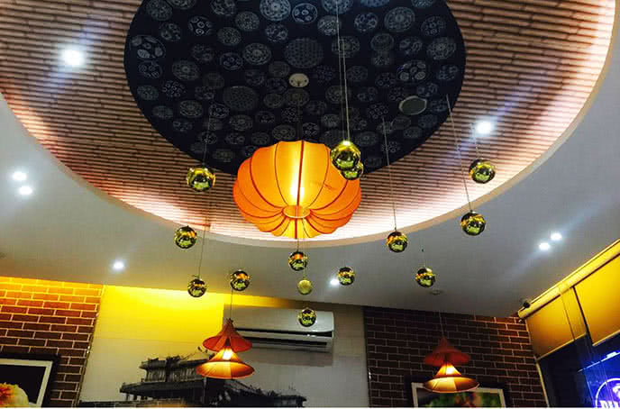 nhà hàng món huế nguyễn khánh toàn 1