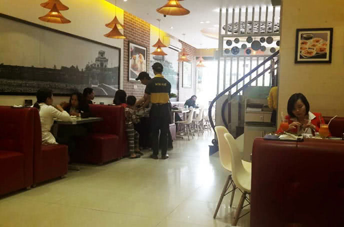 nhà hàng món huế nguyễn khánh toàn 5