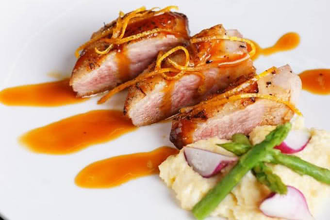 Nhà hàng moo beef steak nguyễn khánh toàn với hương vị ẩm thực Âu tinh tế