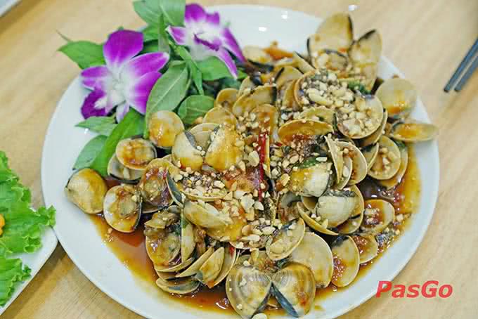 nhà hàng lẩu tiến vua bà triệu 11