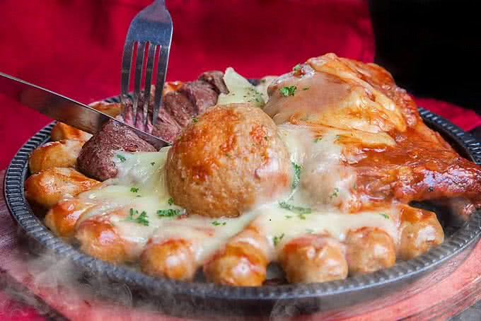 nhà hàng lavache steak láng hạ 8
