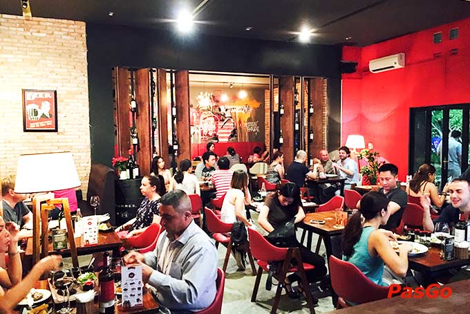nhà hàng b3 steakhouse and craft beer 13