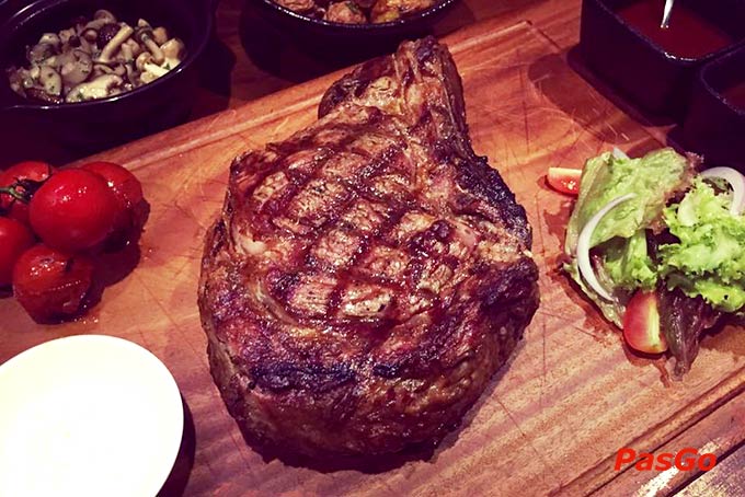 nhà hàng b3 steakhouse and craft beer 4