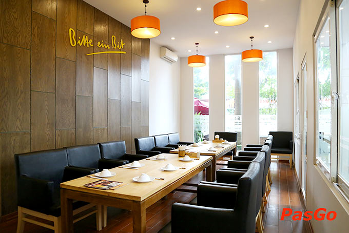 nhà hàng bitburger bierhaus vạn phúc 18