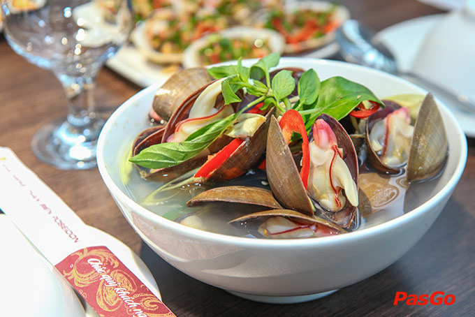 nhà hàng buffet poseidon lê văn lương 2