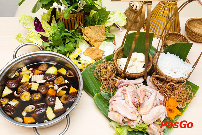 nhà hàng bunplus đào tấn 16