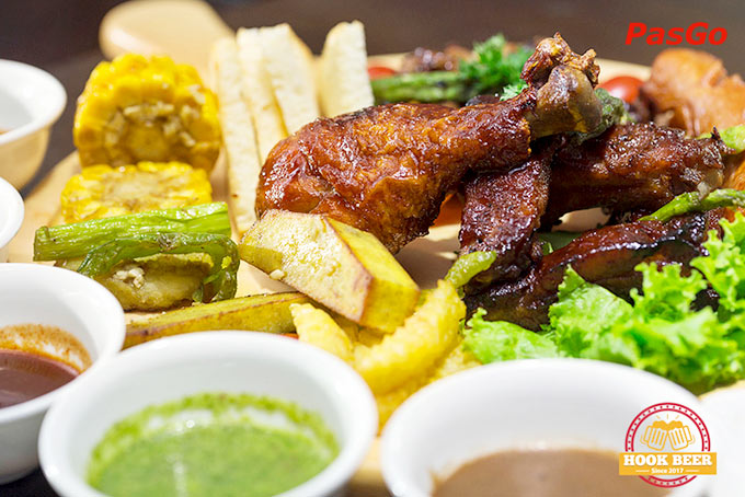 nhà hàng hook beer  trần quý kiên 15