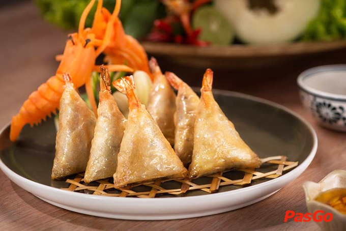 nhà hàng mandarine quận 1 2