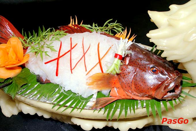 nhà hàng Royal Vũ Phạm Hàm 1