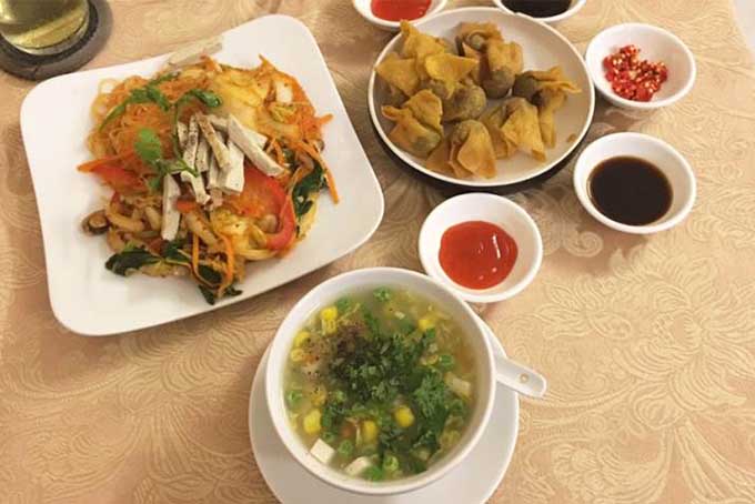 Top 10 nh&agrave; h&agrave;ng chay ngon, nổi tiếng nhất ở Đ&agrave; Nẵng 9