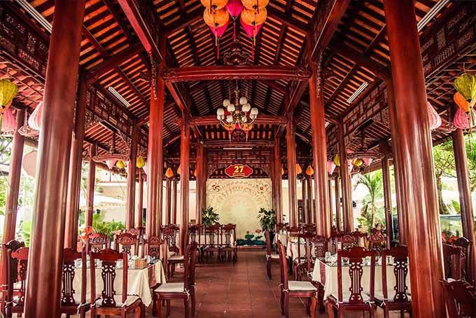 top 10 nhà hàng tổ chức, đặt tiệc Trung Thu lý tưởng ở Đà Nẵng 10