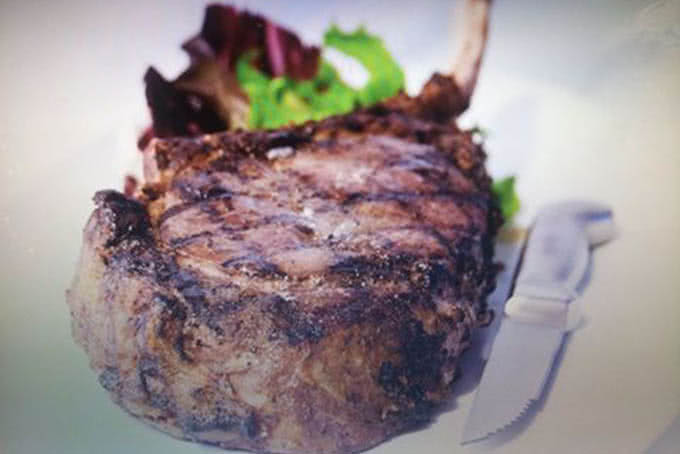 Nhà hàng Paris Deli Trần Huy Liệu khách sạn hà nội 12