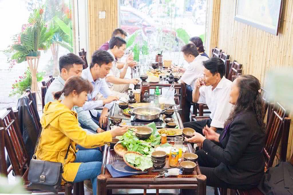 Quán Quê 2a Trần Quý Kiên không gian 3