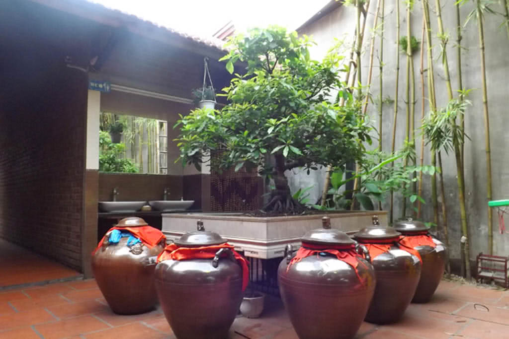Royal Pig Nguyễn Hữu Thọ không gian 6