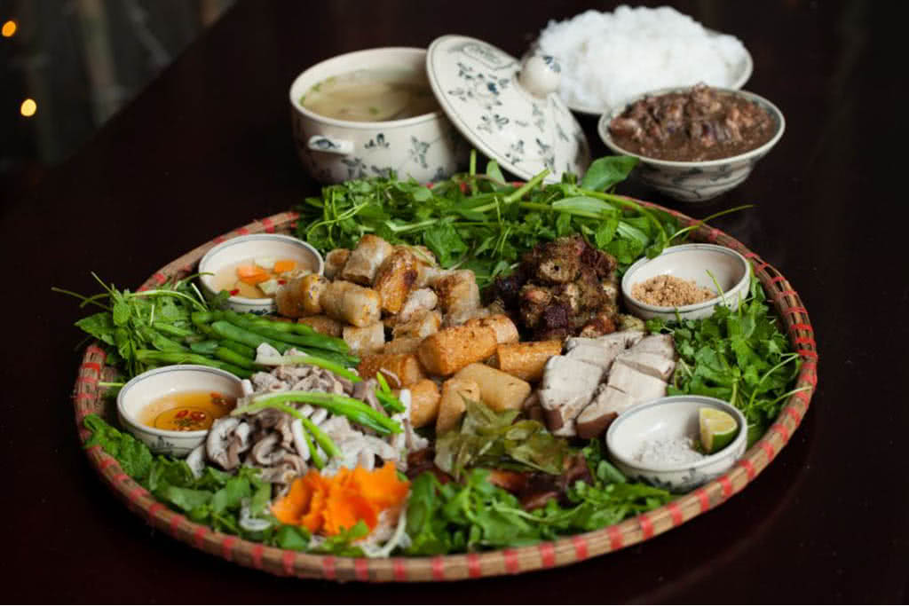 Royal Pig Nguyễn Hữu Thọ món ăn 1